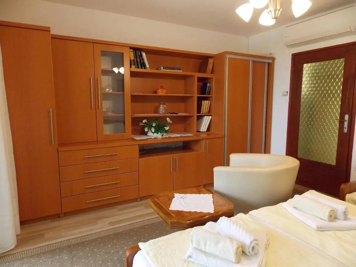 Apartments Cutic Malinska